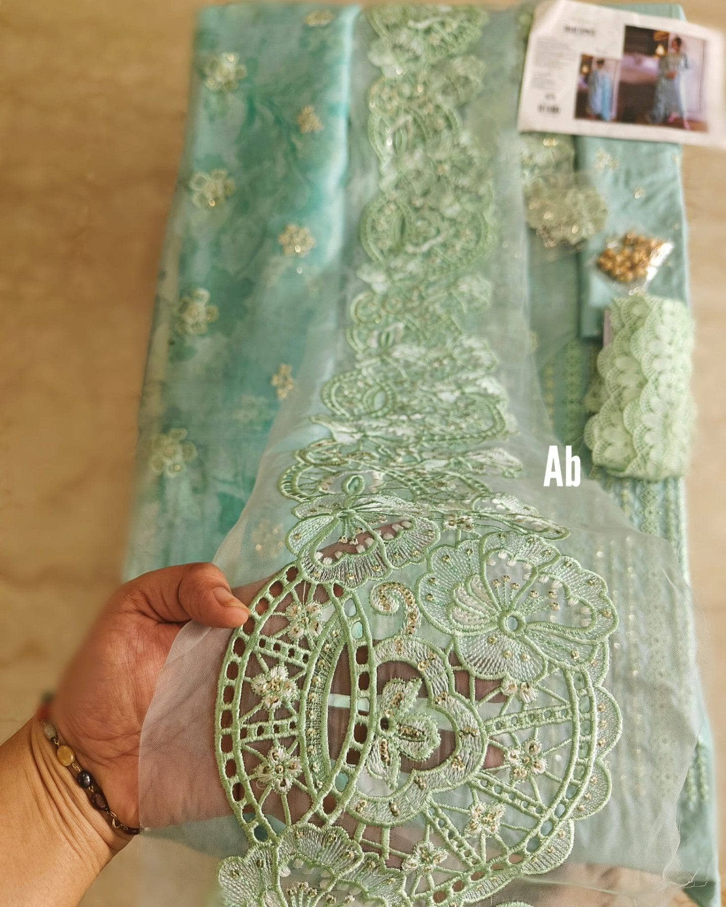 img_mushq_orient_express_awwal_boutique