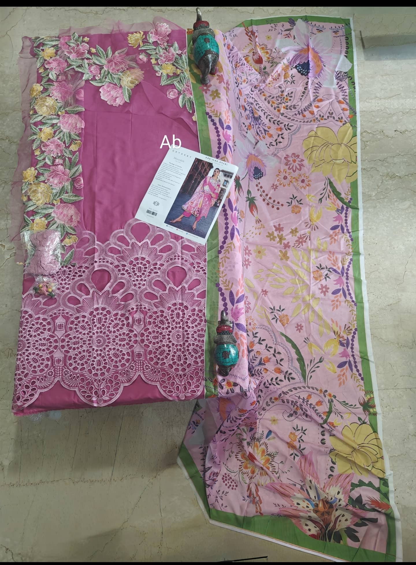 img_mushq_hemline_awwal_boutique