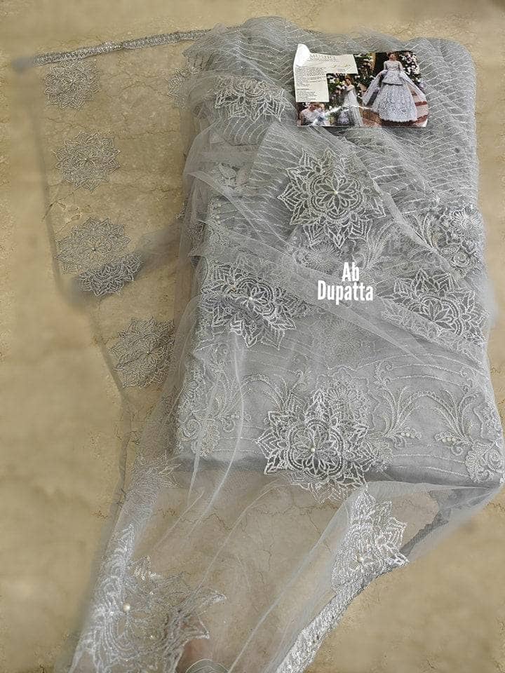 img_open_pic_mushq_trousseau_de_luxe_formal_wedding_awwal_boutique