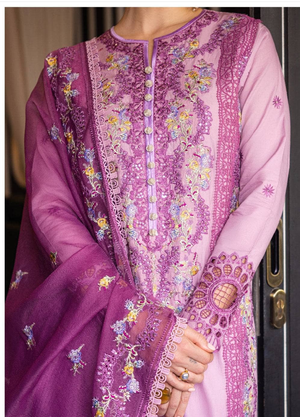 img_mushq_orient_express_awwal_boutique
