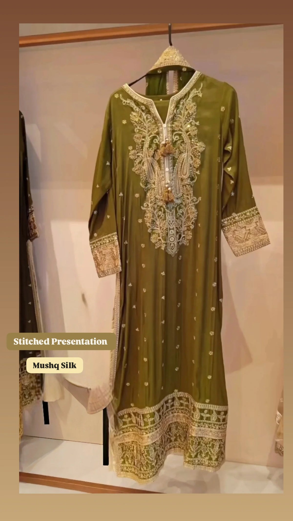 img_mushq_nuvera_silk_awwal_boutique