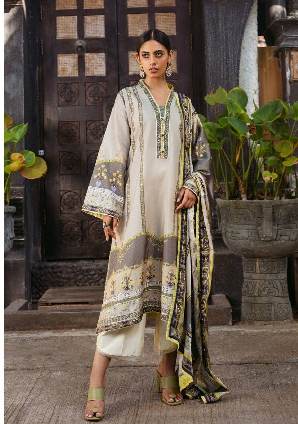 Mushq Silk Luxury/Chestnut