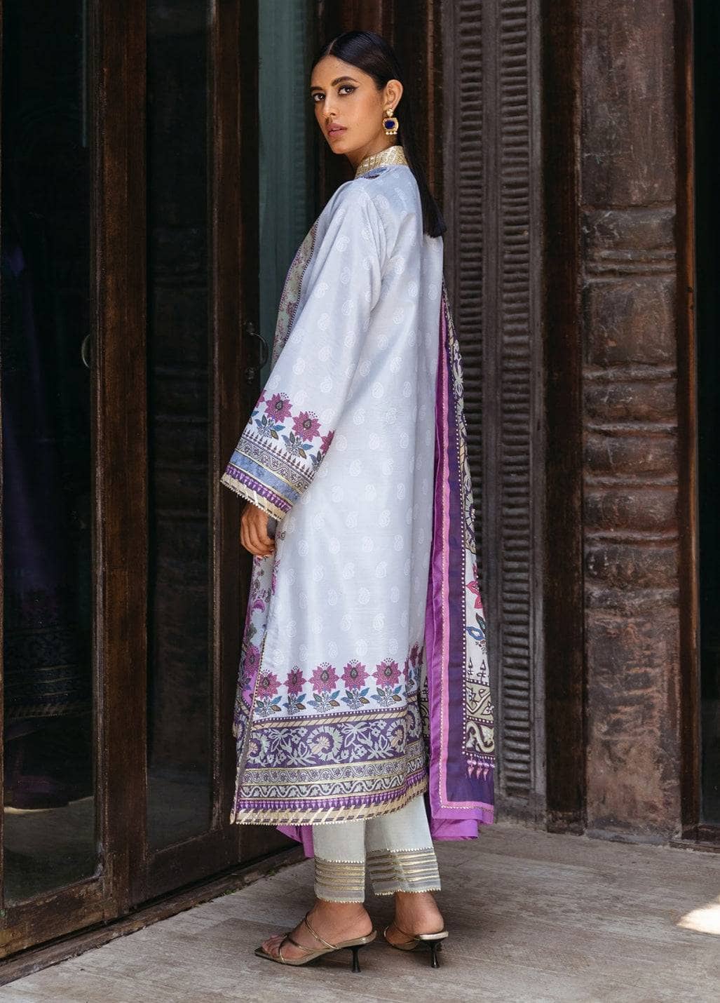 img_mushq_silk_awwal_boutique