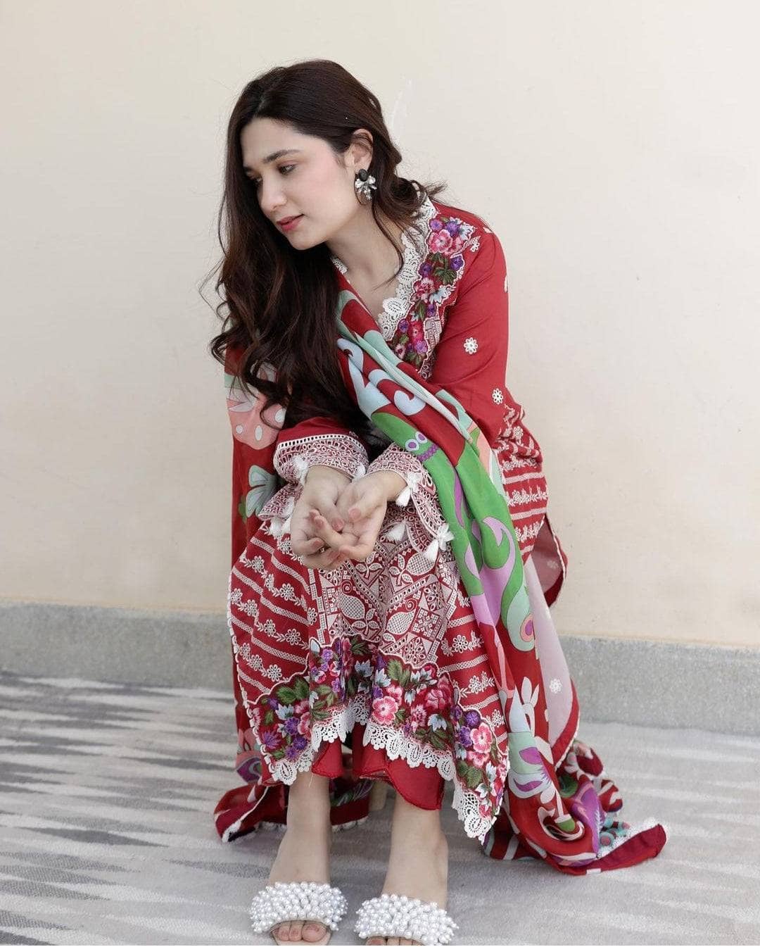 img_mushq_hemline_awwal_boutique