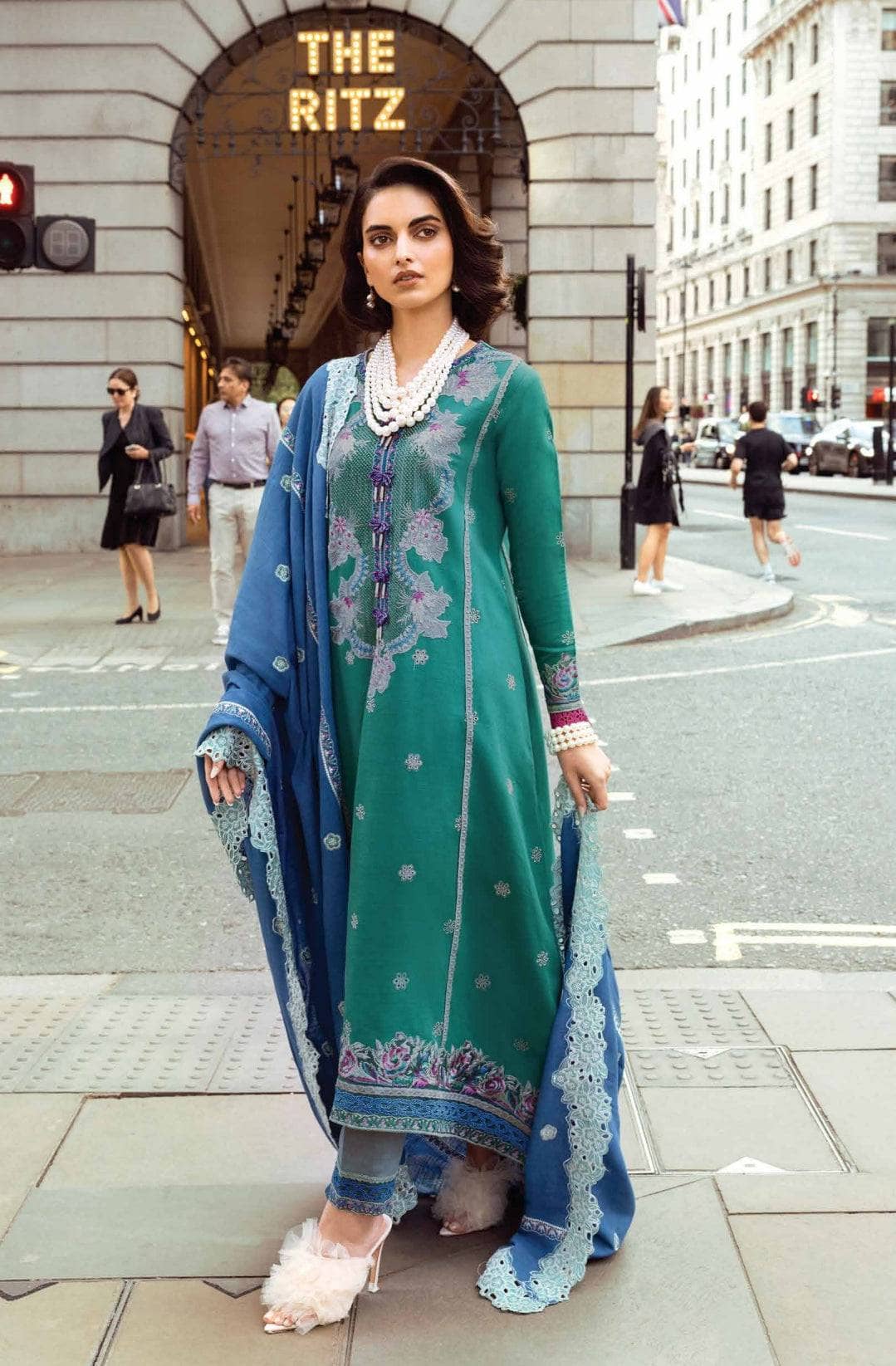 img_mushq_broadway_awwal_boutique
