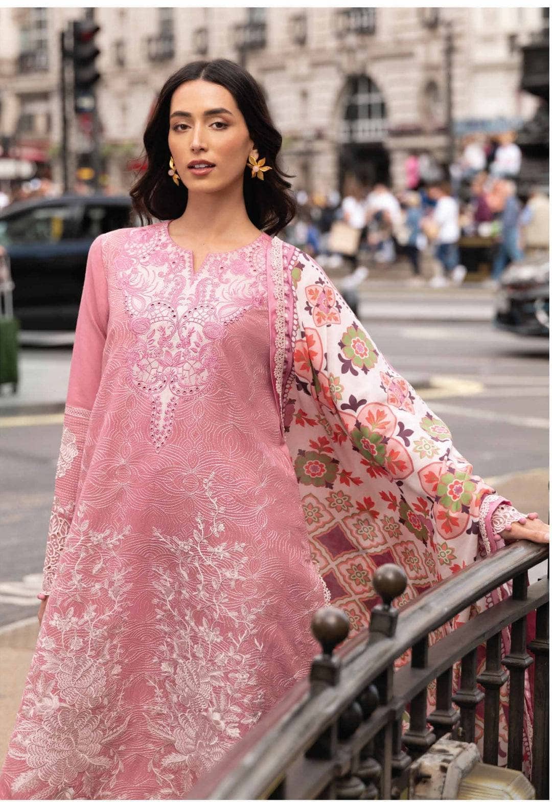 img_mushq_broadway_awwal_boutique