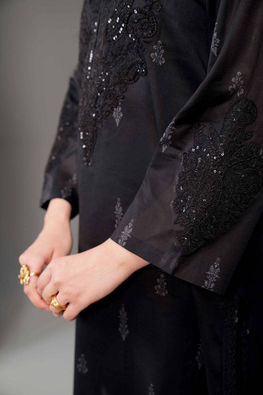 img_nishat_lawn_awwal_boutique
