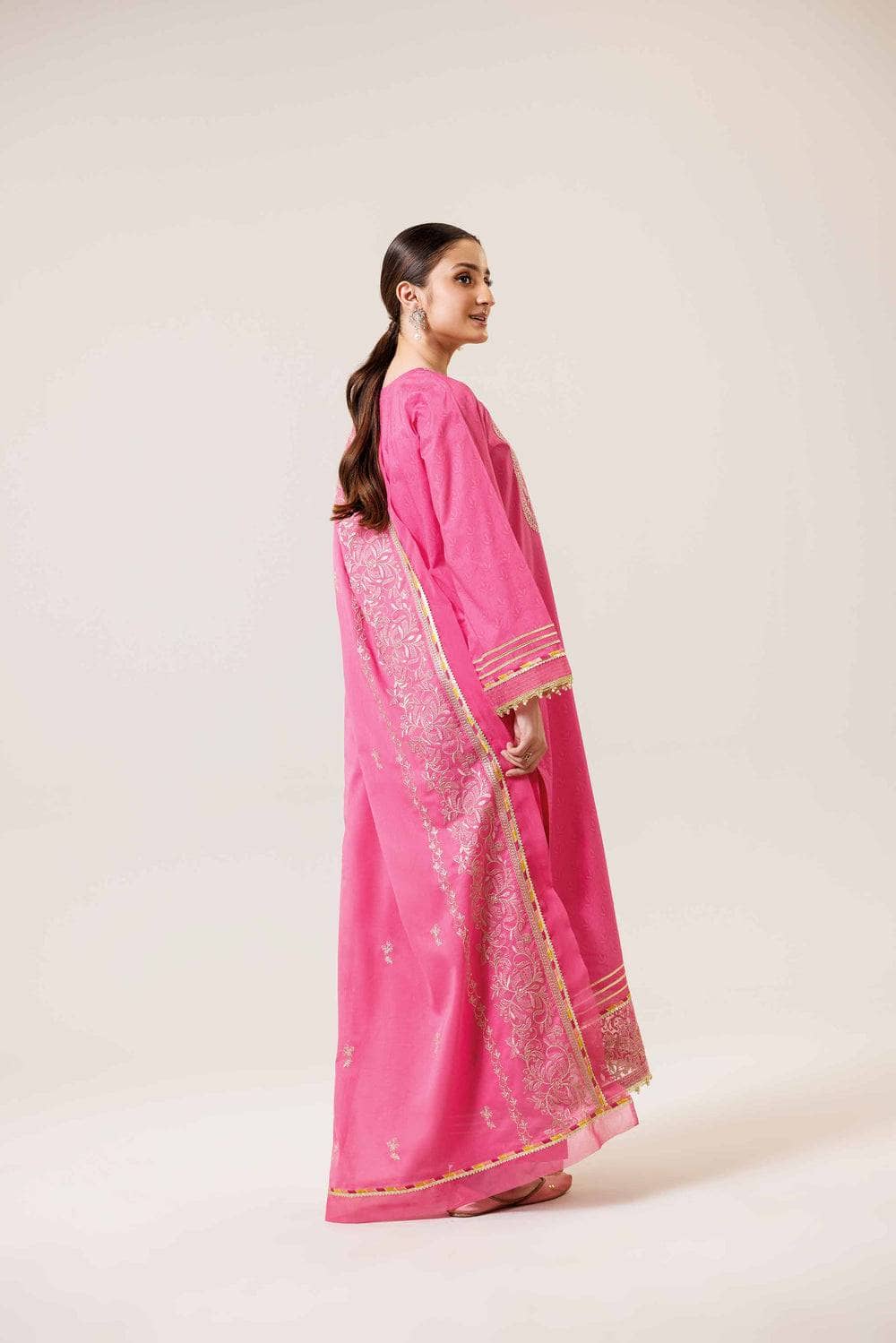 img_nishat_lawn_awwal_boutique