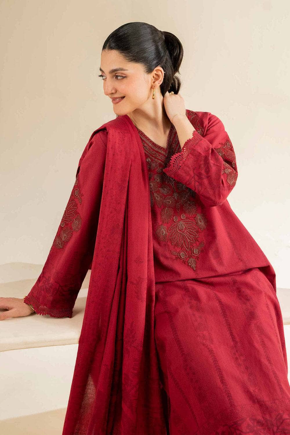 img_nishat_lawn_awwal_boutique