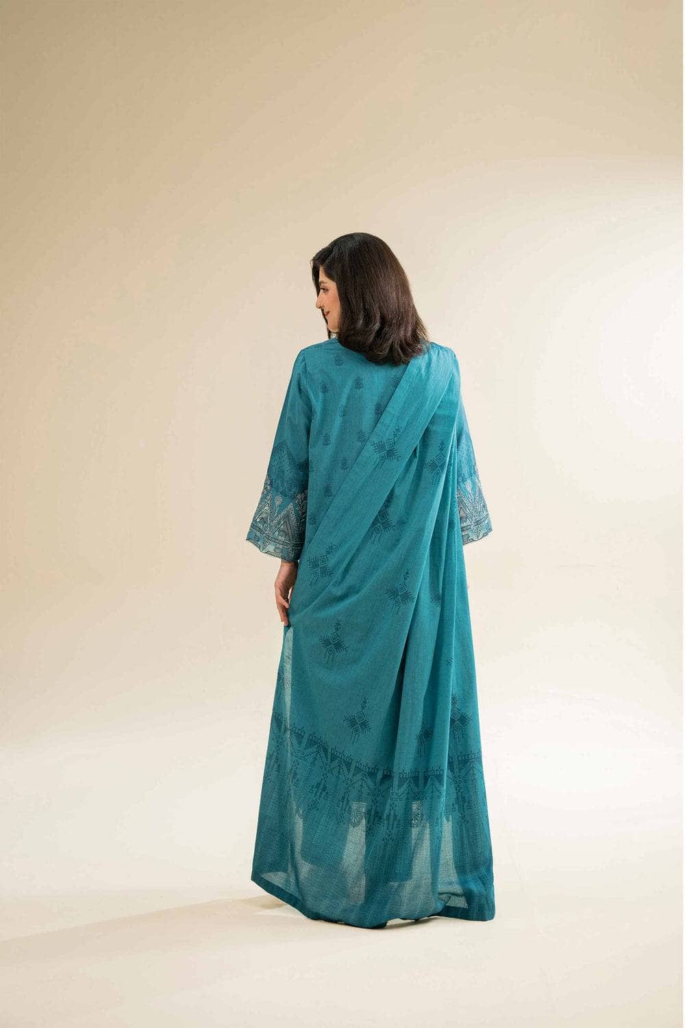 img_nishat_lawn_awwal_boutique