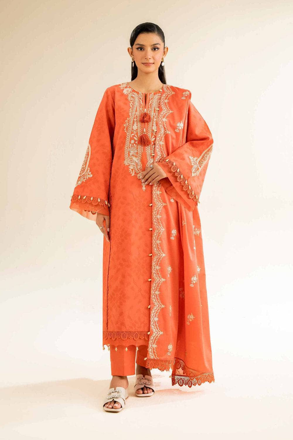 img_nishat_lawn_awwal_boutique