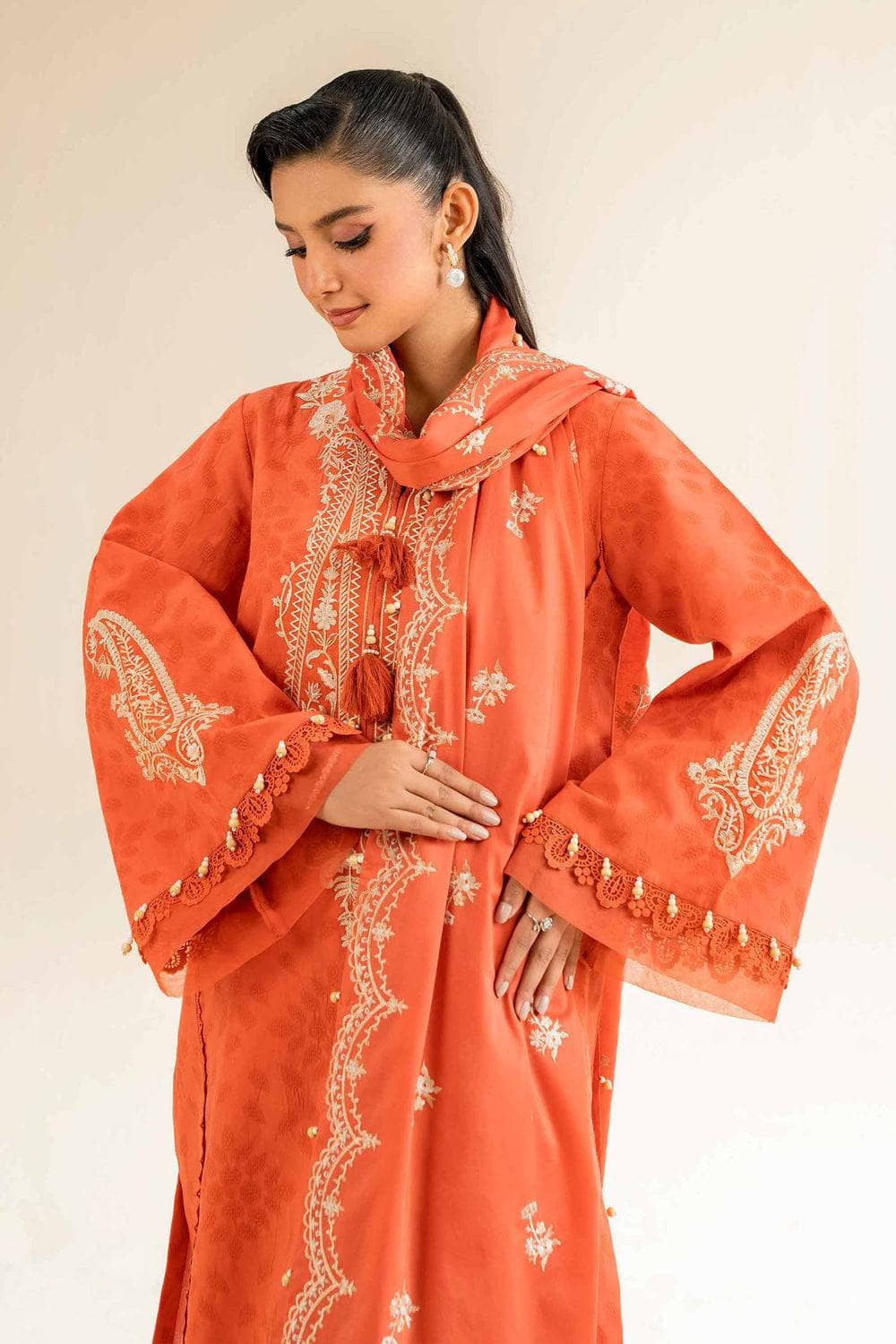 img_nishat_lawn_awwal_boutique