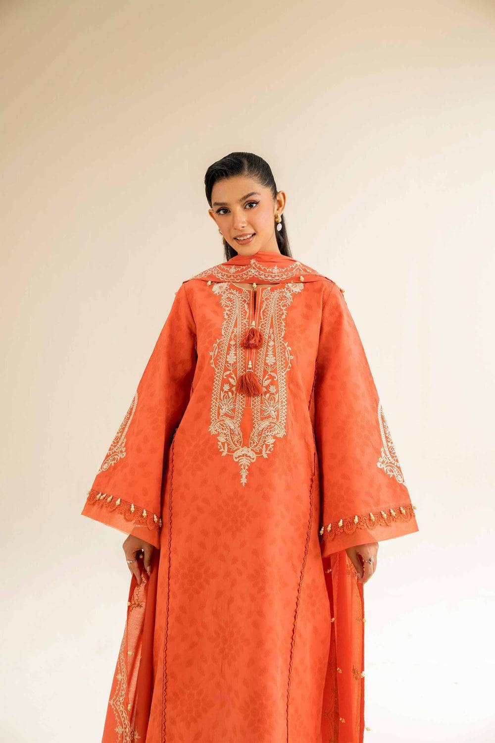 img_nishat_lawn_awwal_boutique