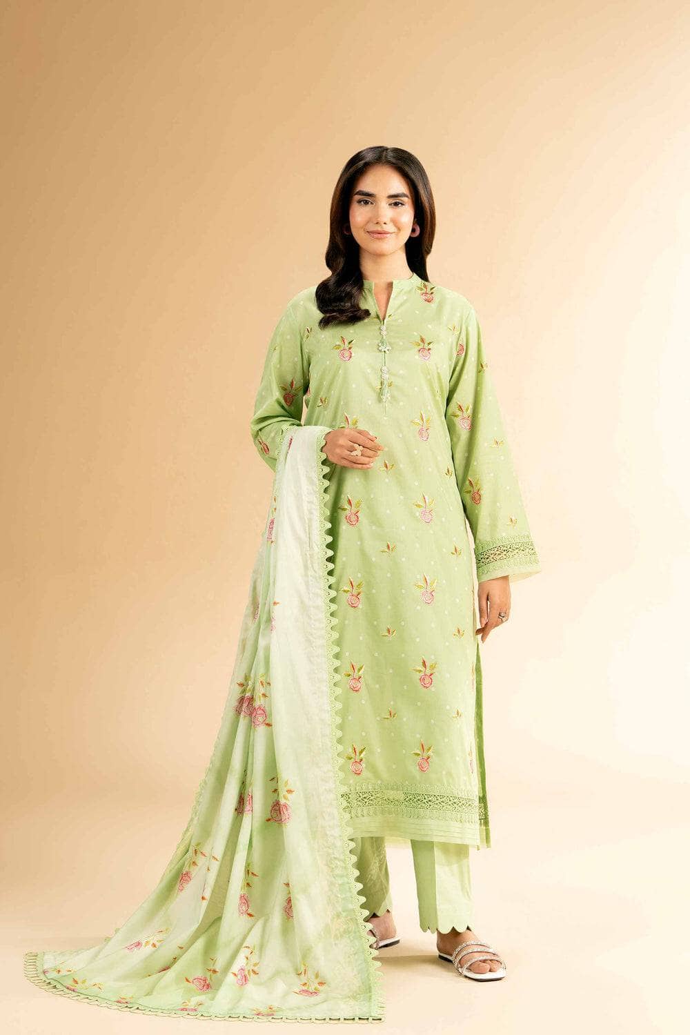 img_nishat_lawn_awwal_boutique