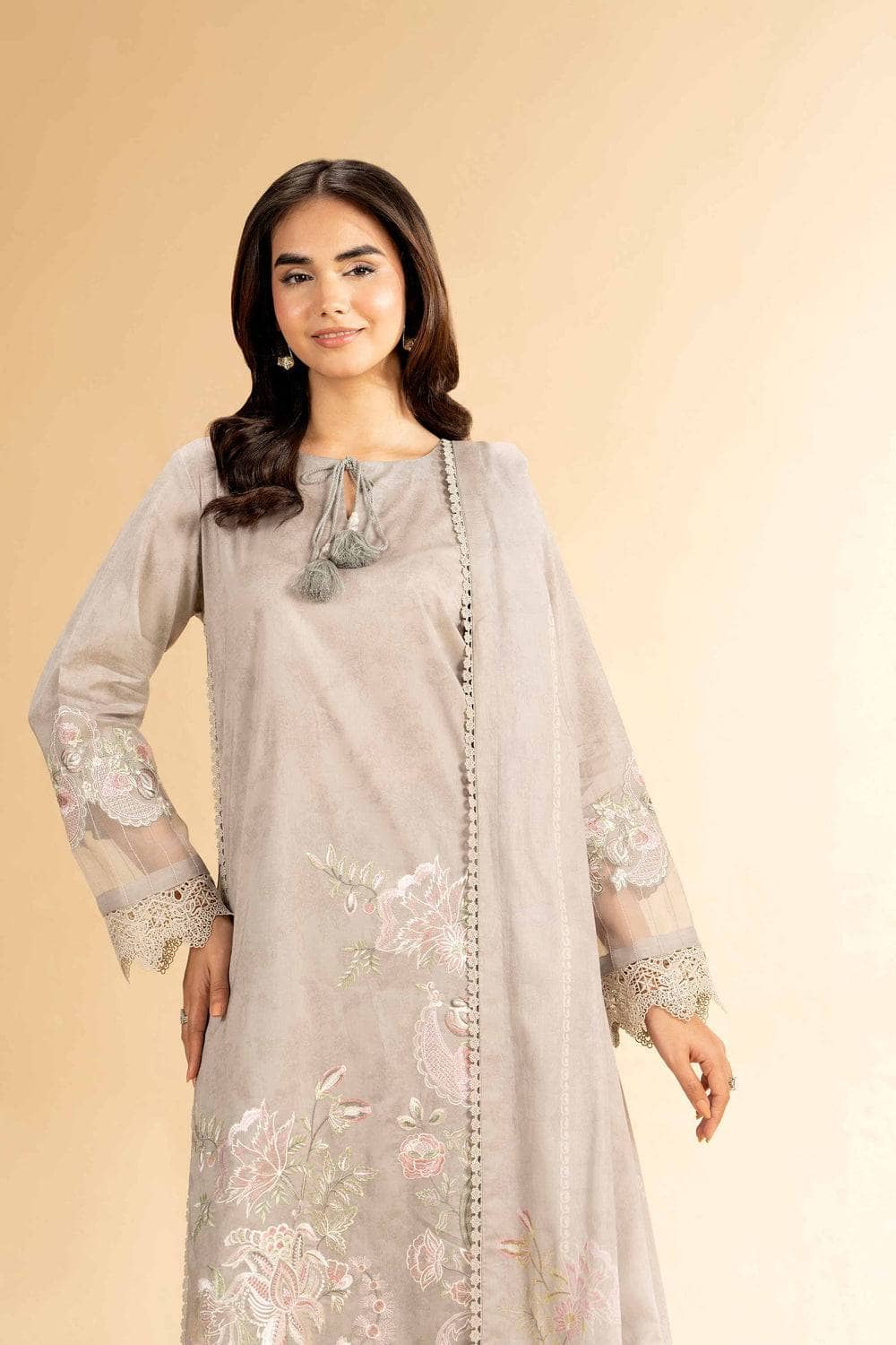 img_nishat_lawn_awwal_boutique