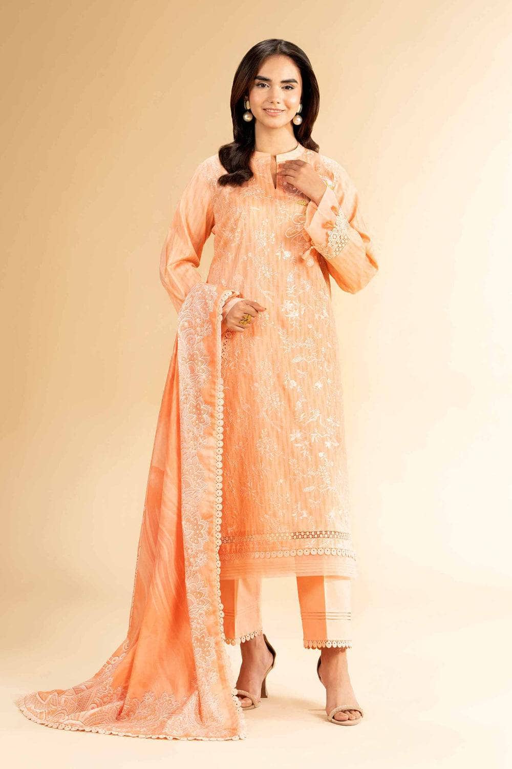 img_nishat_lawn_awwal_boutique