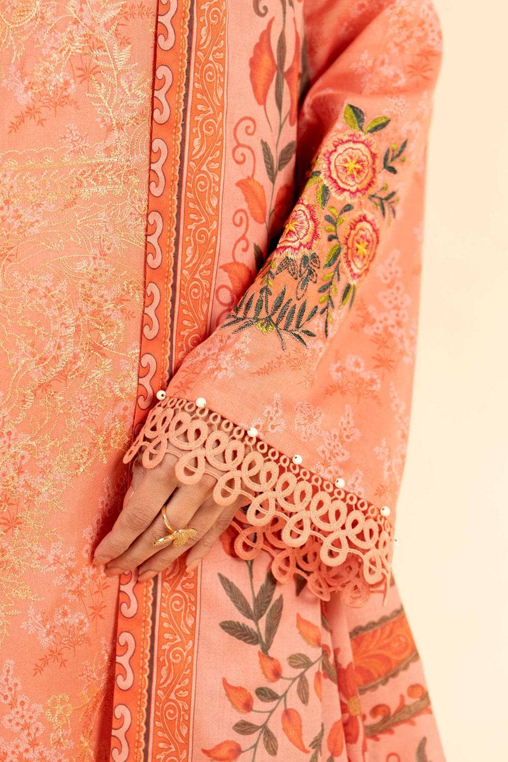 img_nishat_lawn_awwal_boutique