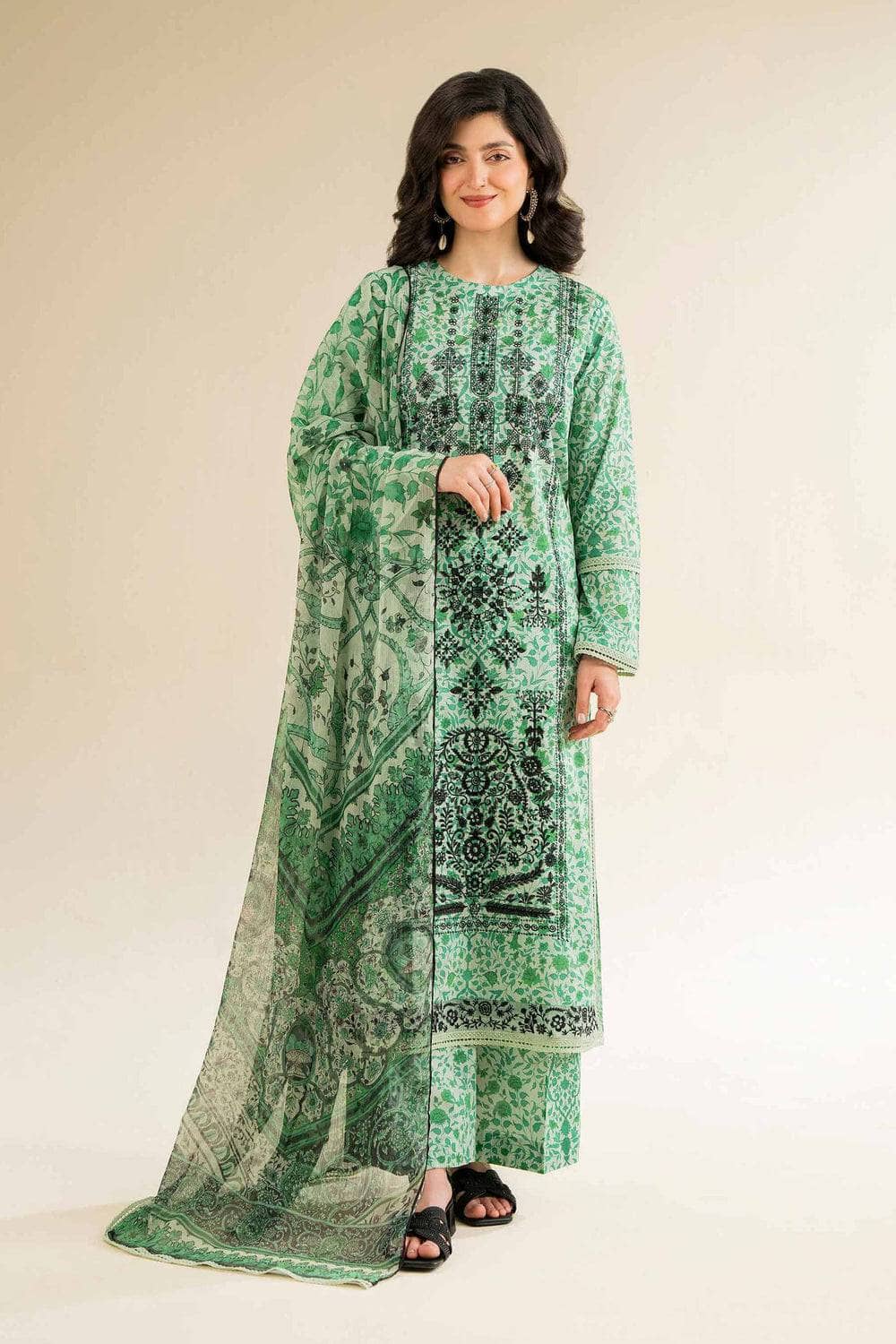 img_nishat_lawn_awwal_boutique