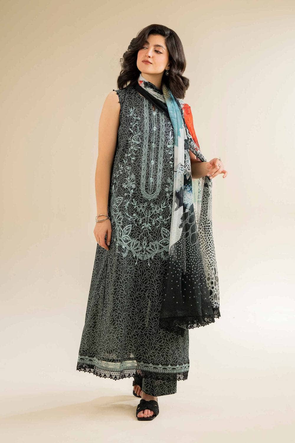 img_nishat_lawn_awwal_boutique