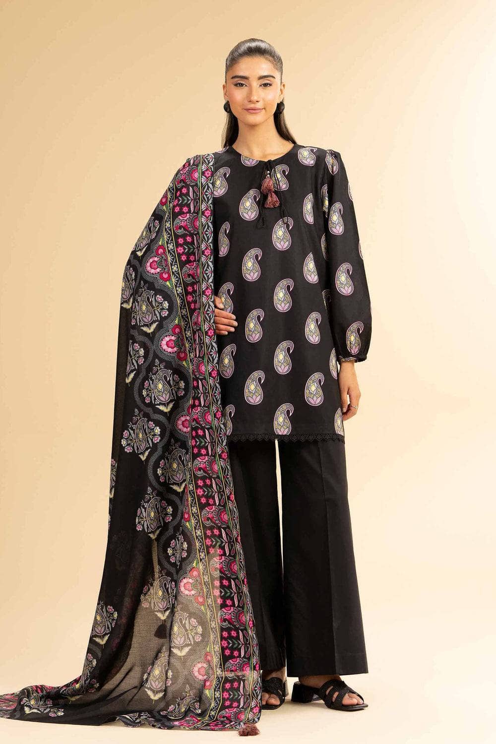 img_nishat_lawn_awwal_boutique