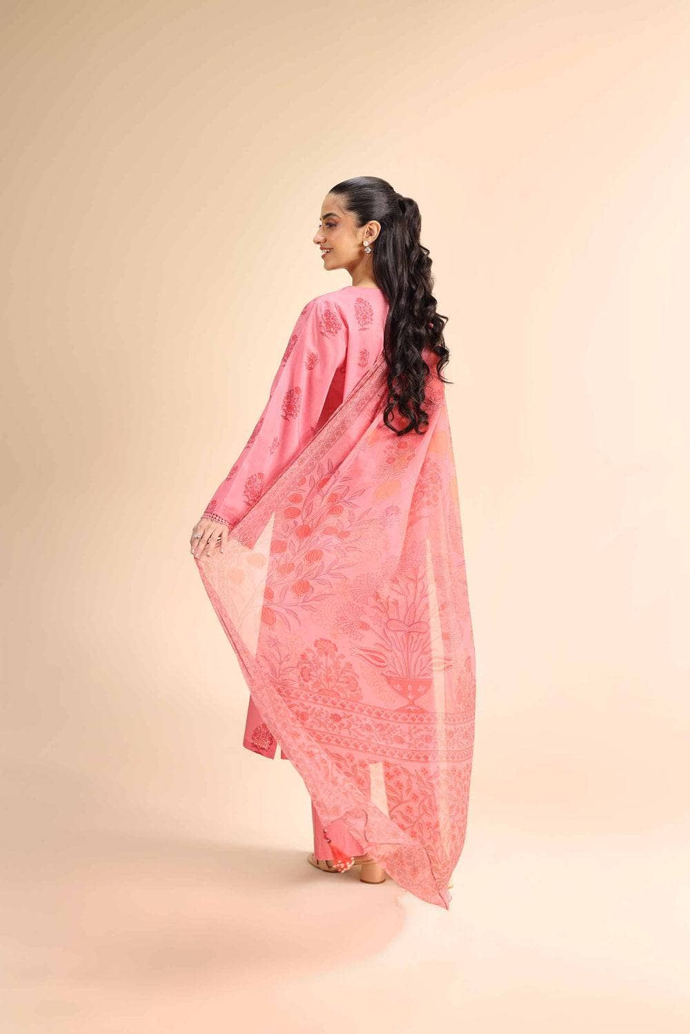 img_nishat_lawn_awwal_boutique