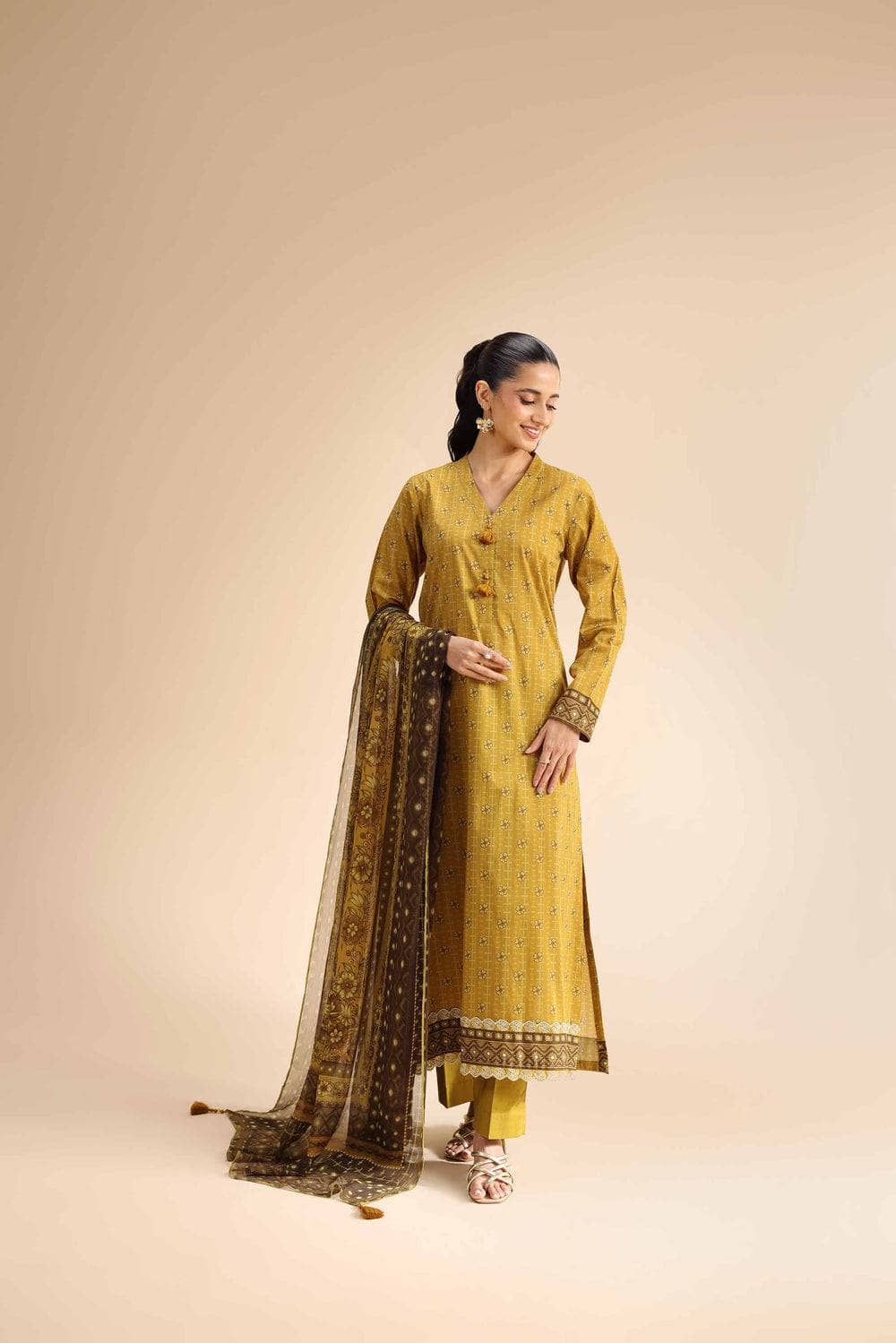 img_nishat_lawn_awwal_boutique