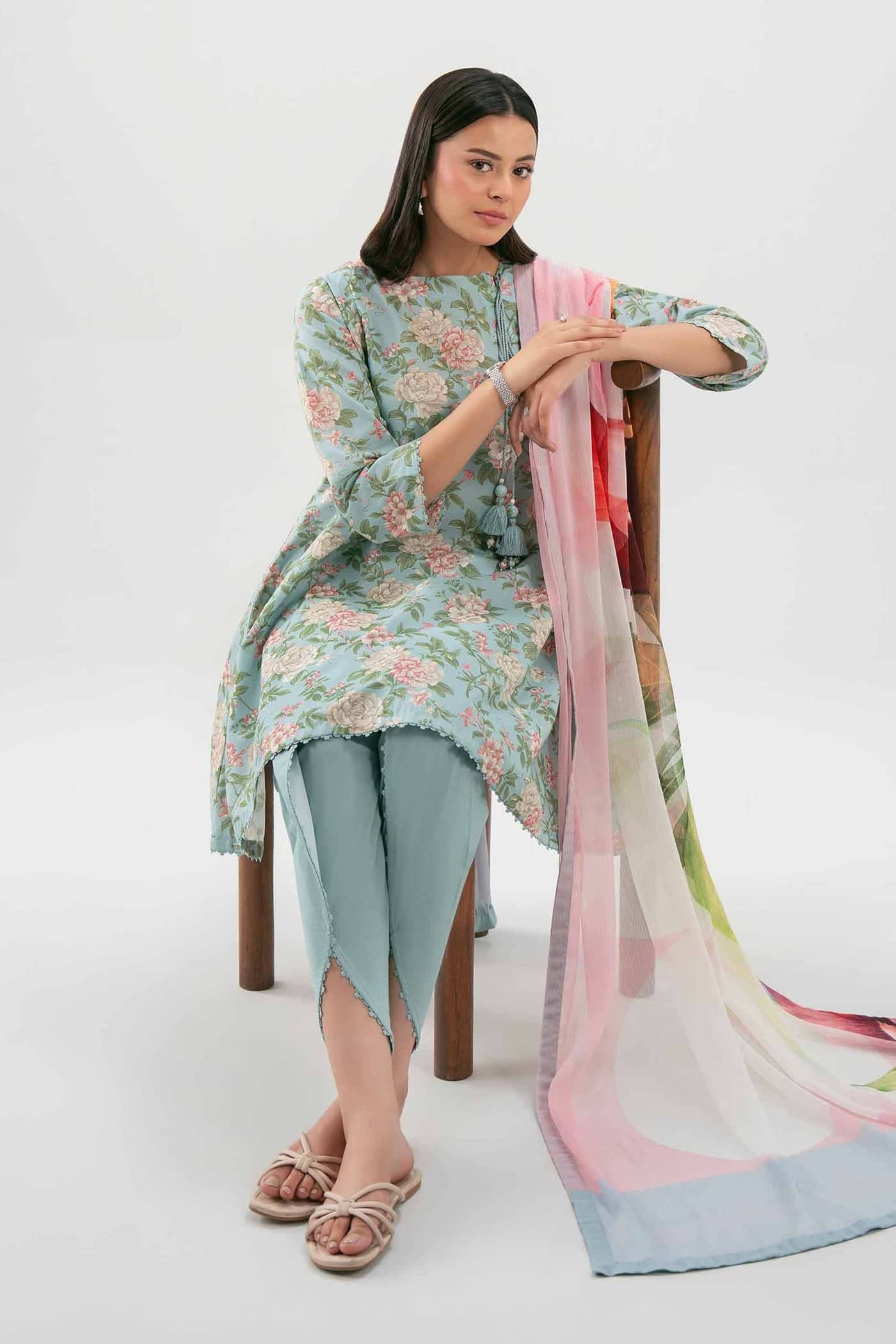 img_nishat_lawn_awwal_boutique