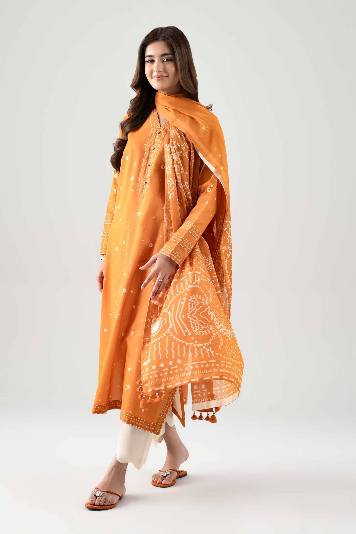 img_nishat_eid_lawn_26_awwal_boutique