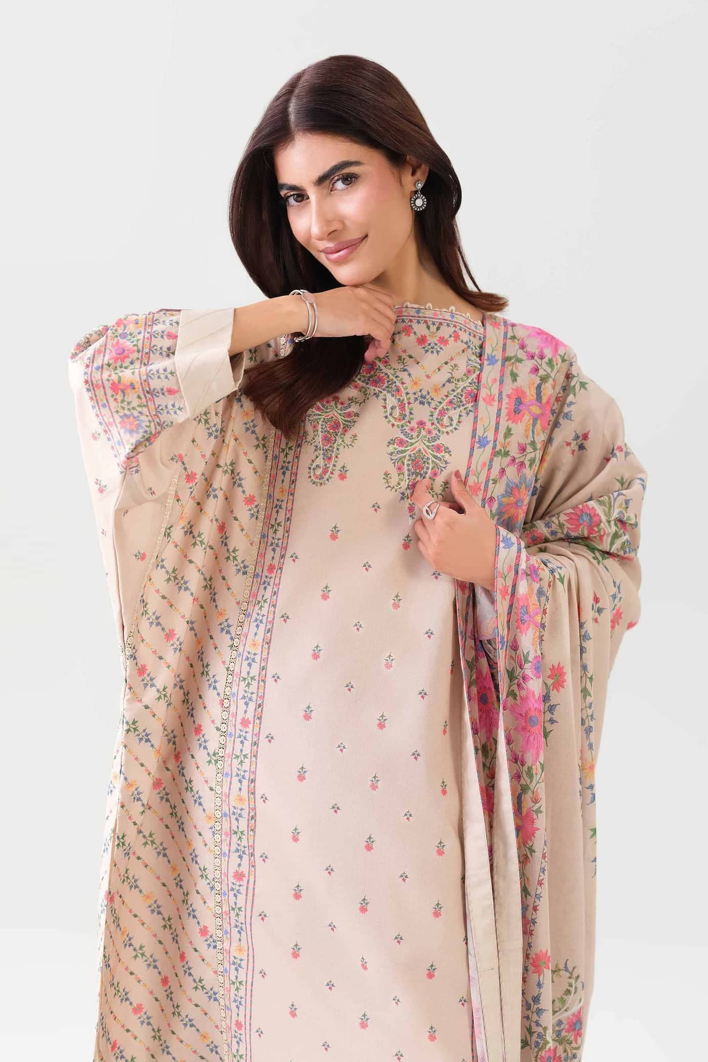 img_nishat_eid_lawn_26_awwal_boutique