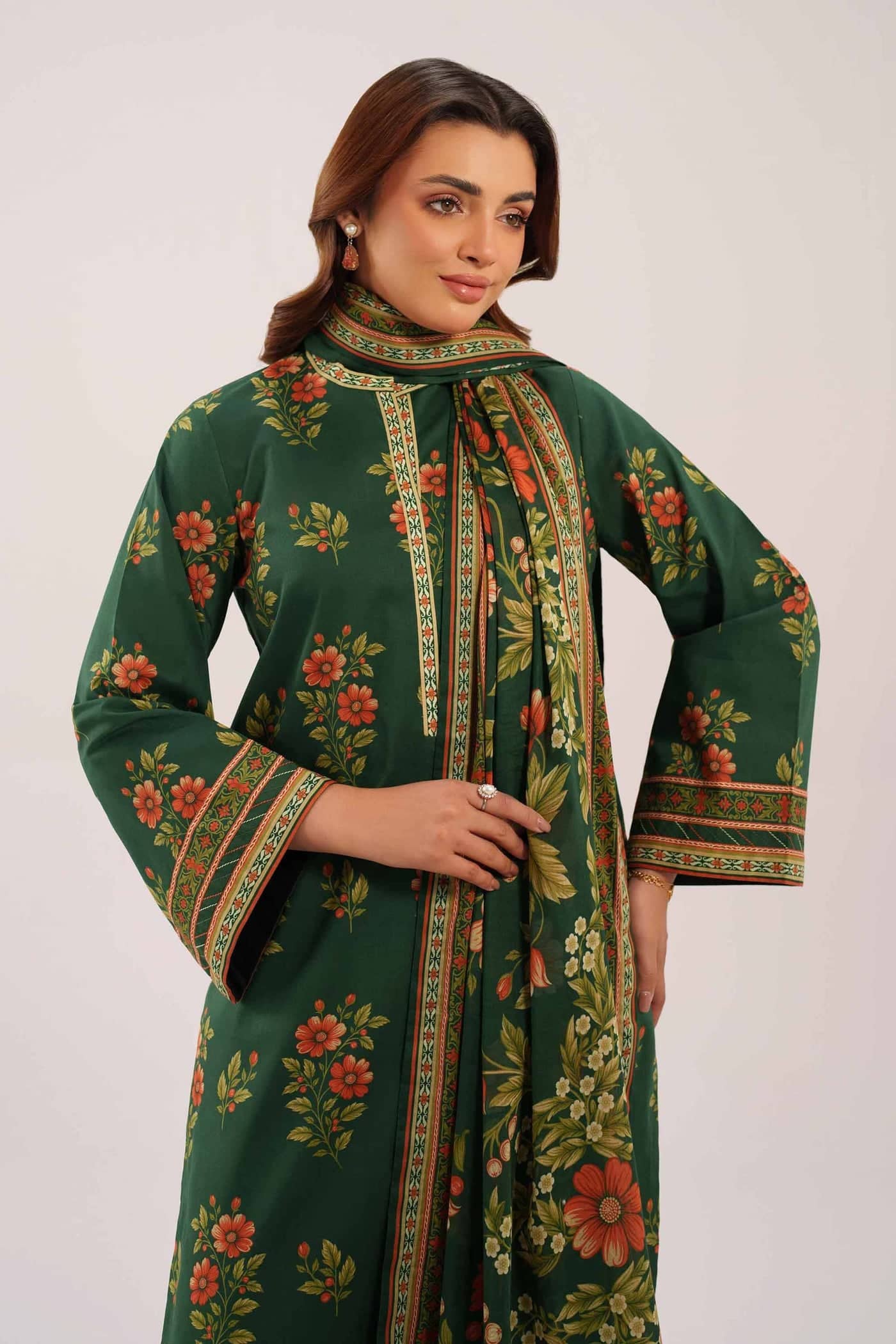 img_nishat_lawn_awwal_boutique