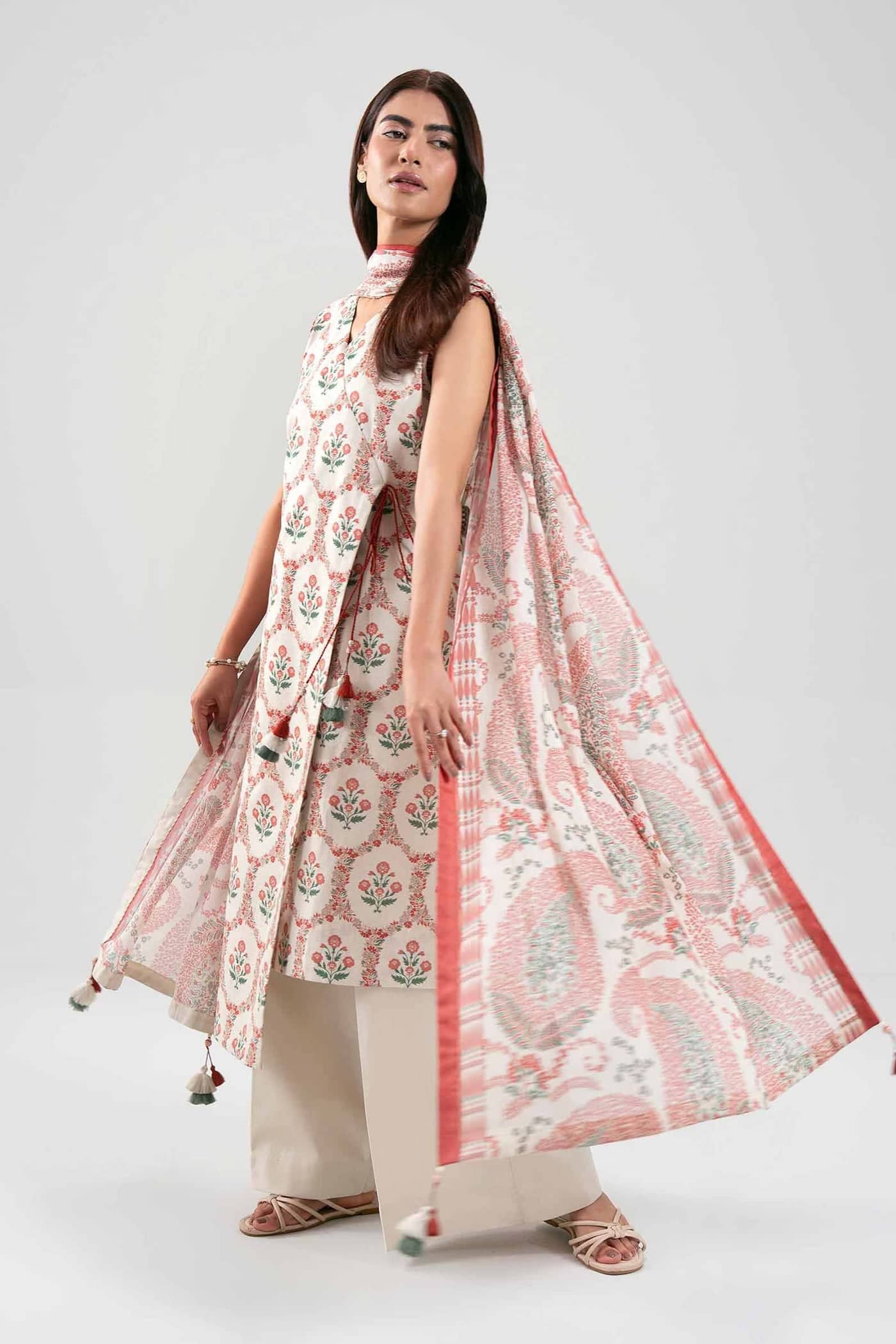 img_nishat_lawn_awwal_boutique