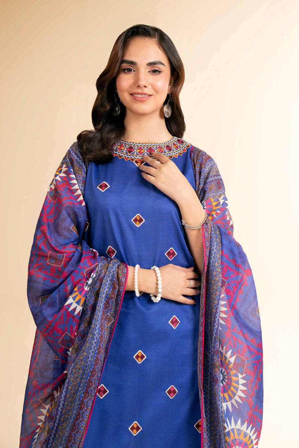 img_nishat_lawn_awwal_boutique