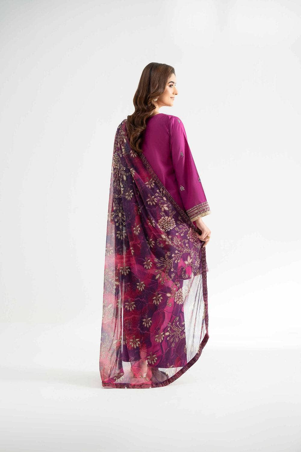 img_nishat_lawn_25_awwal_boutique