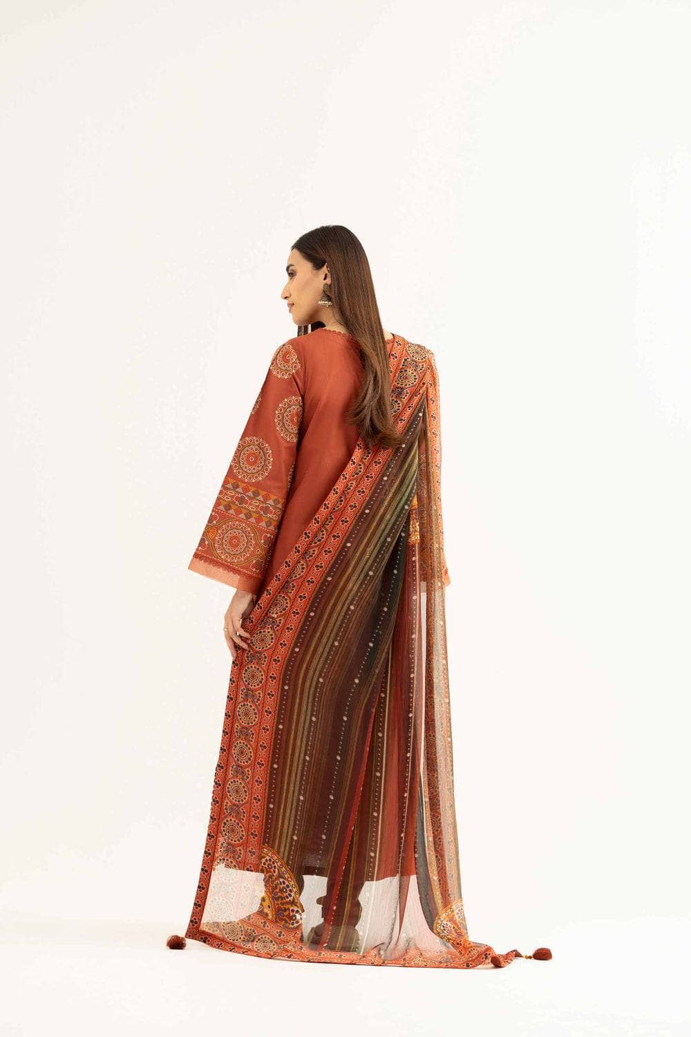 img_nishat_lawn_awwal_boutique