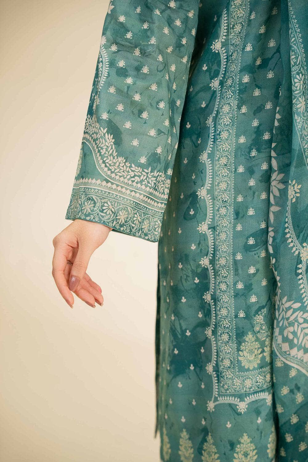 img_nishat_lawn_awwal_boutique
