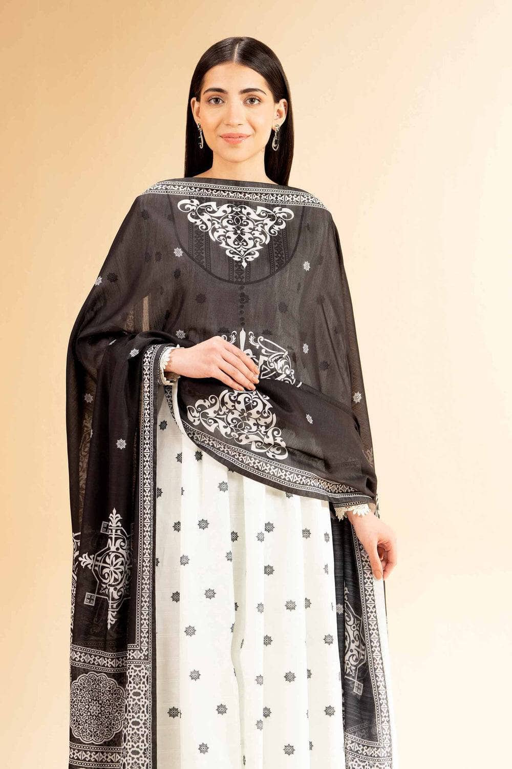 img_nishat_lawn_awwal_boutique