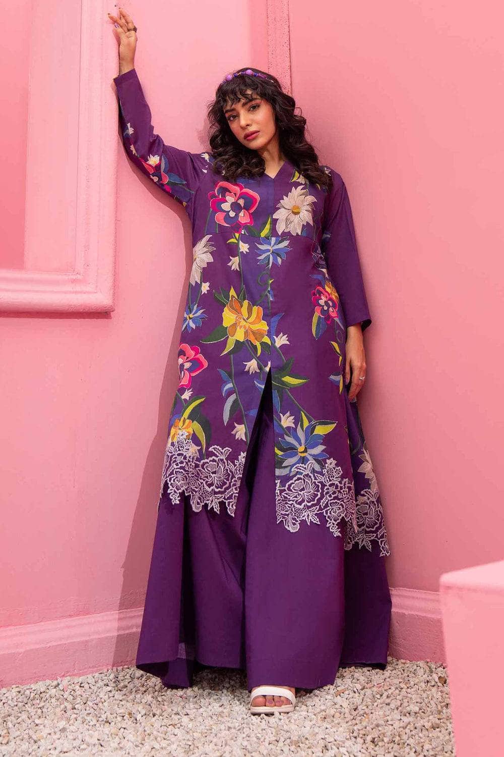 img_nishat_lawn_24_awwal_boutique
