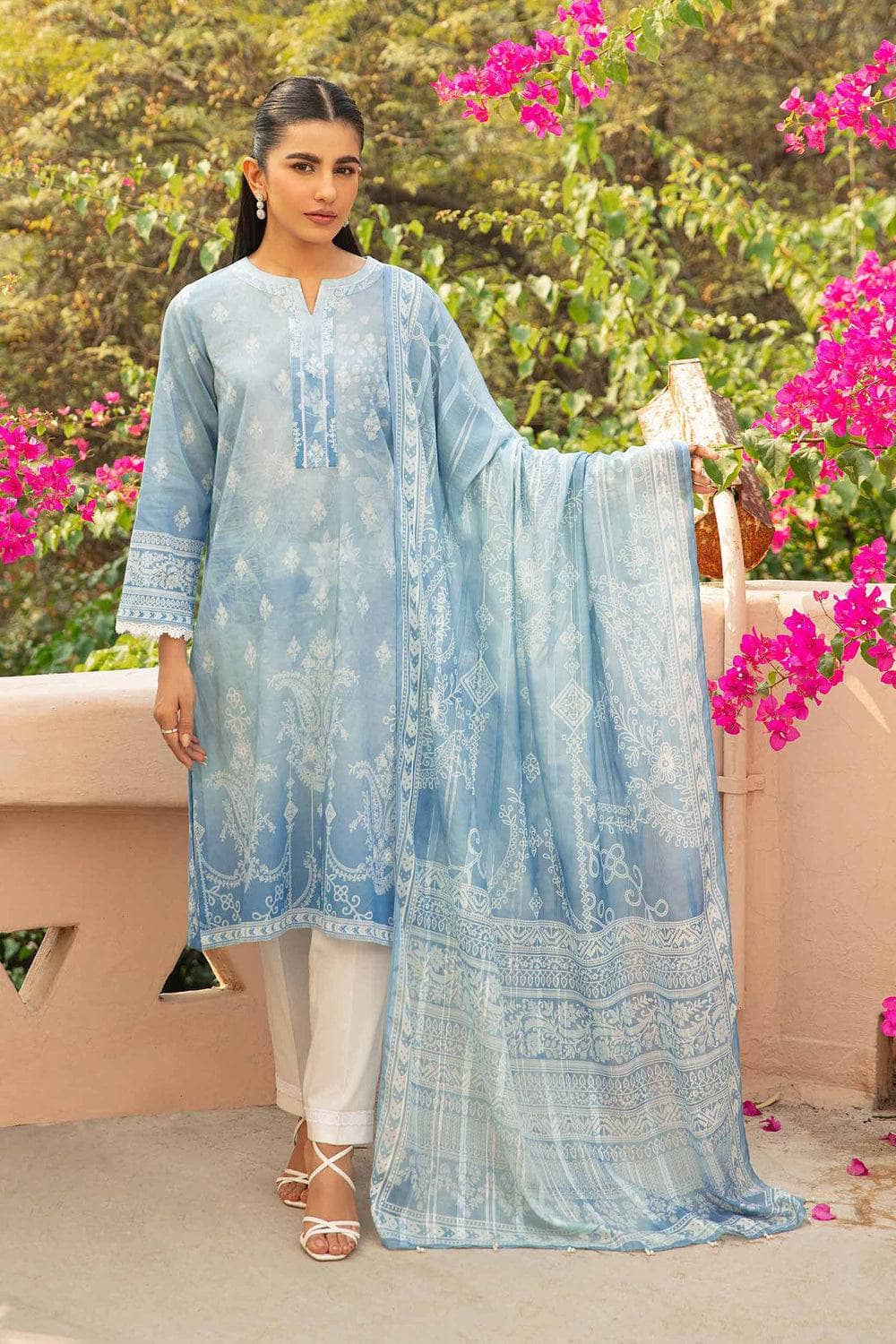 img_nishat_lawn_24_awwal_boutique