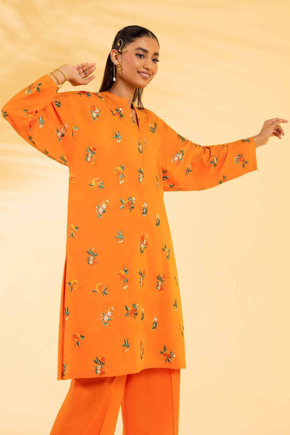 img_nishat_lawn_24_awwal_boutique