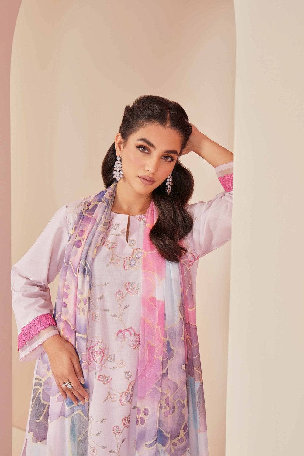 img_nishat_lawn_24_awwal_boutique