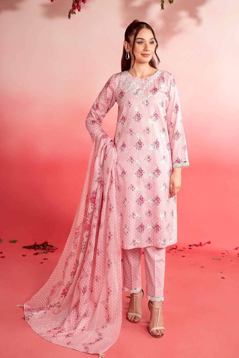 img_nishat_lawn_24_awwal_boutique