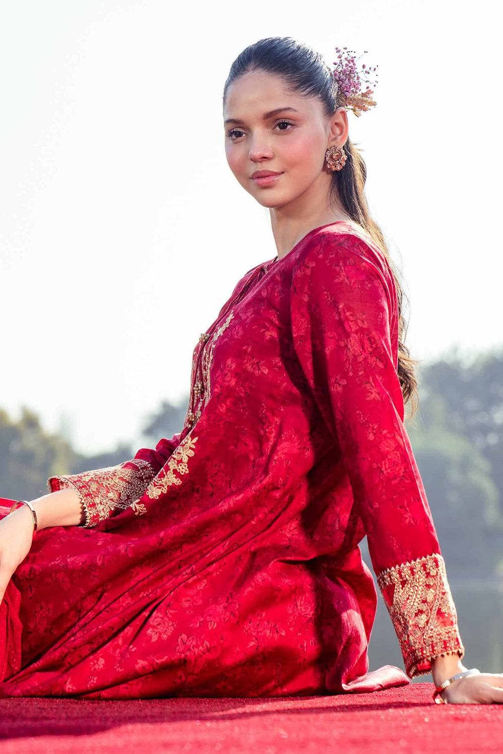 img_nishat_lawn_24_awwal_boutique