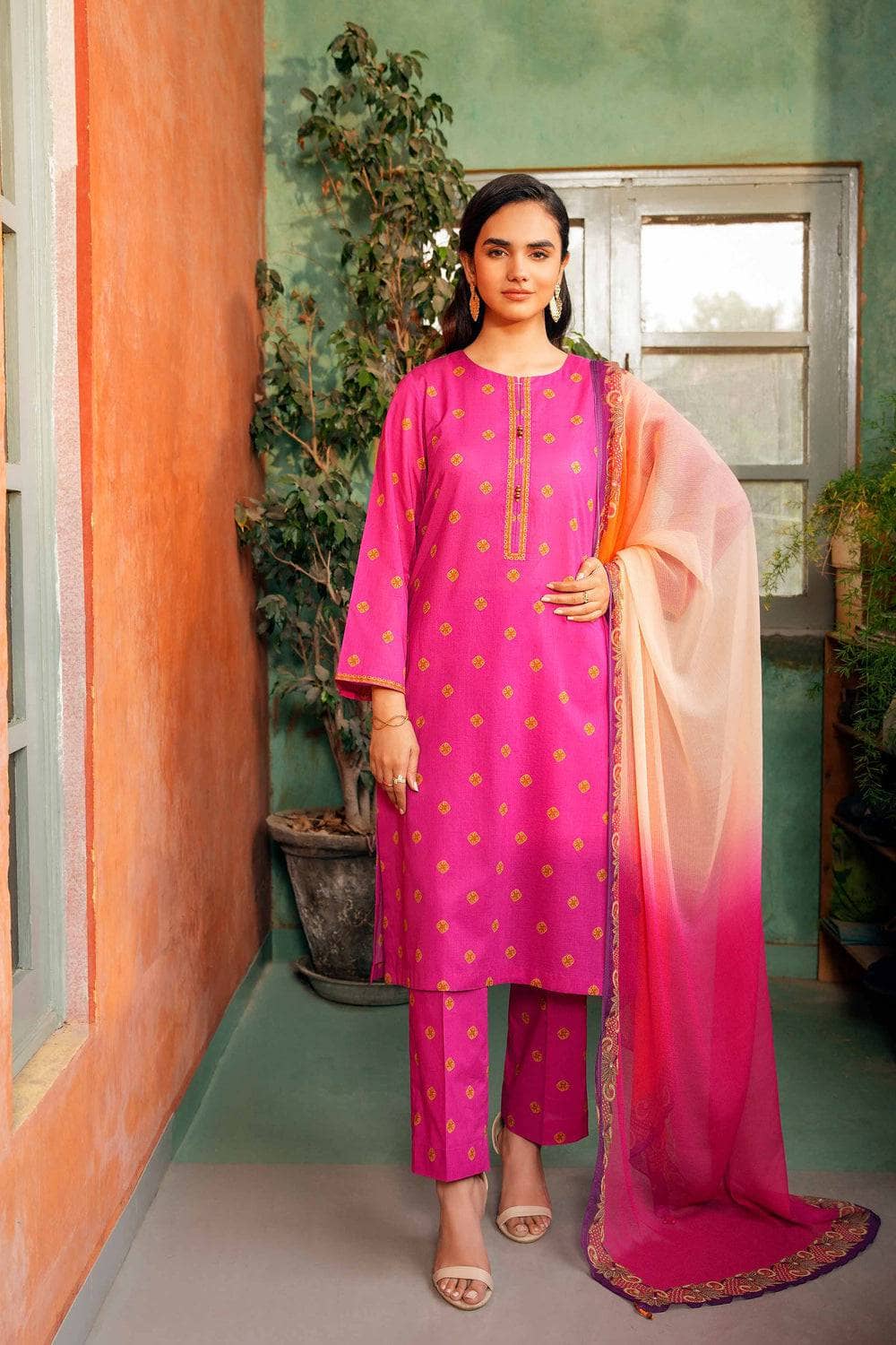 img_nishat_lawn_24_awwal_boutique