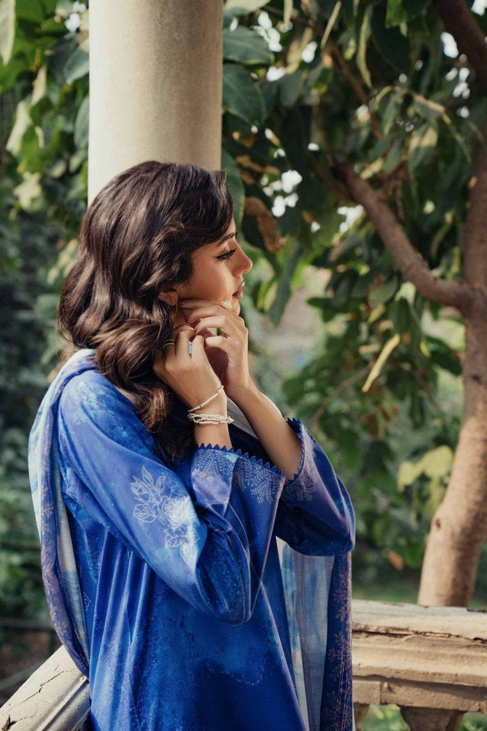 img_nishat_lawn_24_awwal_boutique