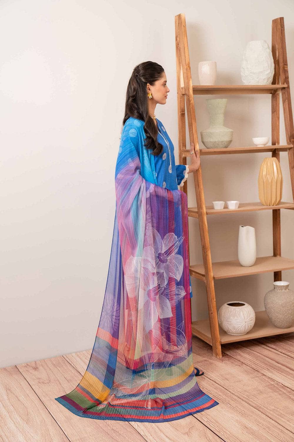 img_nishat_lawn_24_awwal_boutique