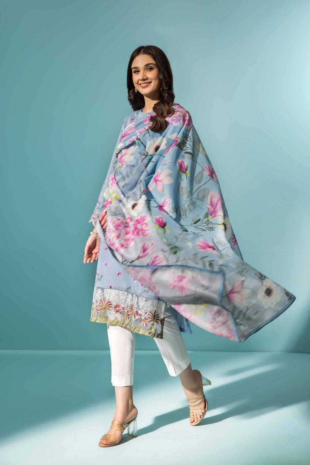 img_nishat_lawn_23_awwal_boutique