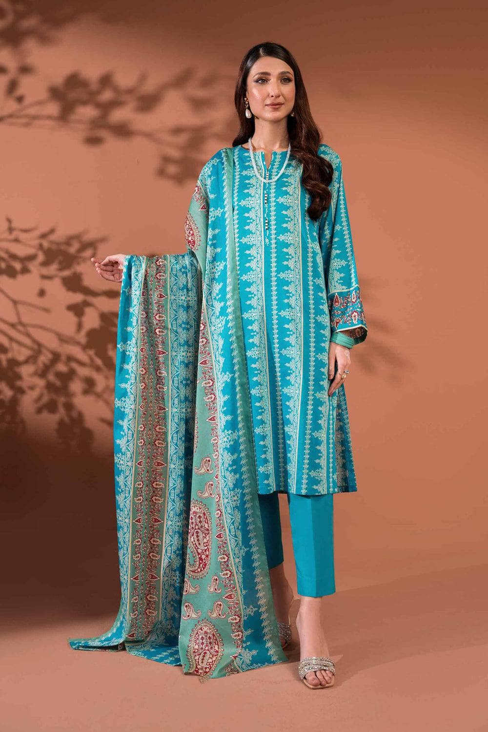 img_nishat_lawn_23_awwal_boutique
