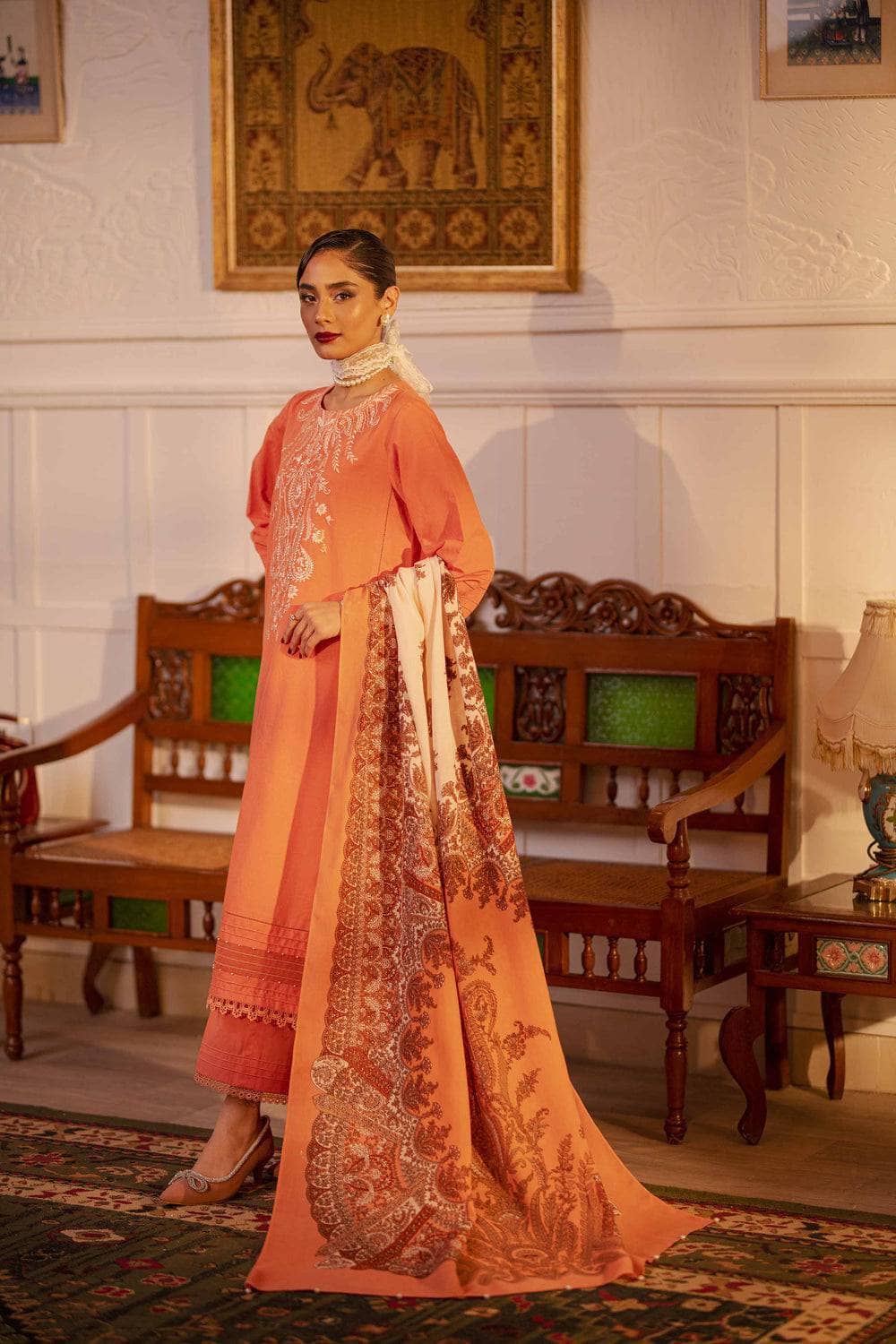 img_nishat_winter_23_awwal_boutique