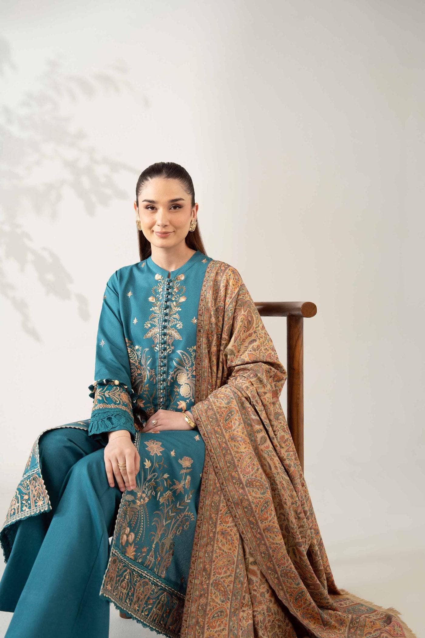 Nishat Winter 25/Embroidered Suit - 42502720/