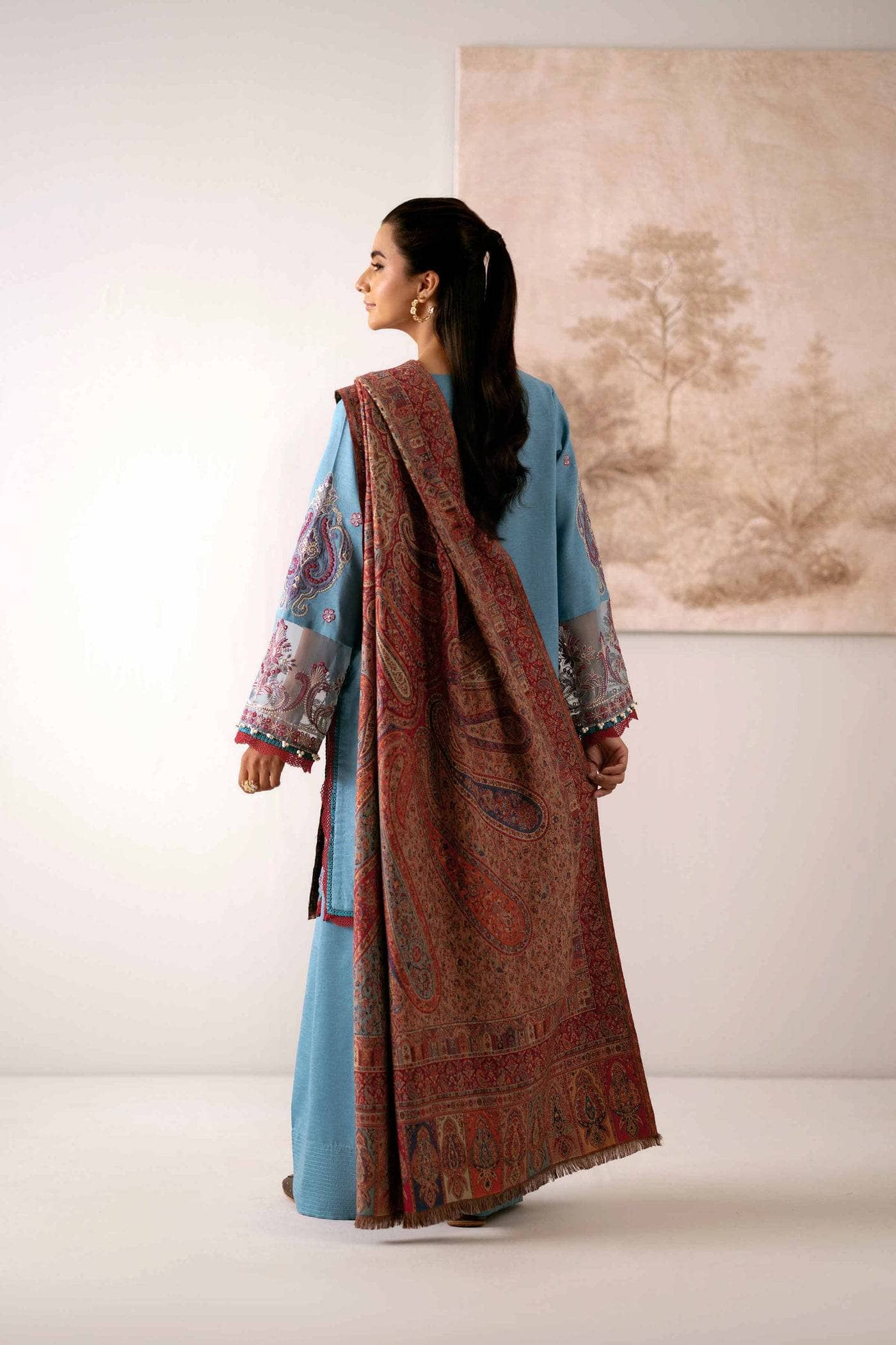 img_nishat_winter_25_awwal_boutique